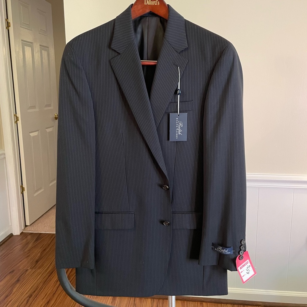 Men’s Suite Jacket. Size 34W, 40L. Never worn with tags.